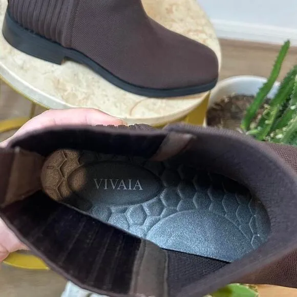 Viviai square toe ankle chelsea boots