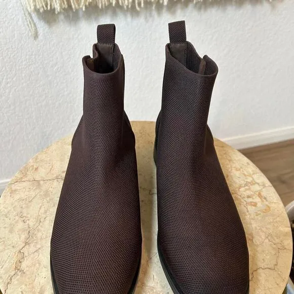 Viviai square toe ankle chelsea boots