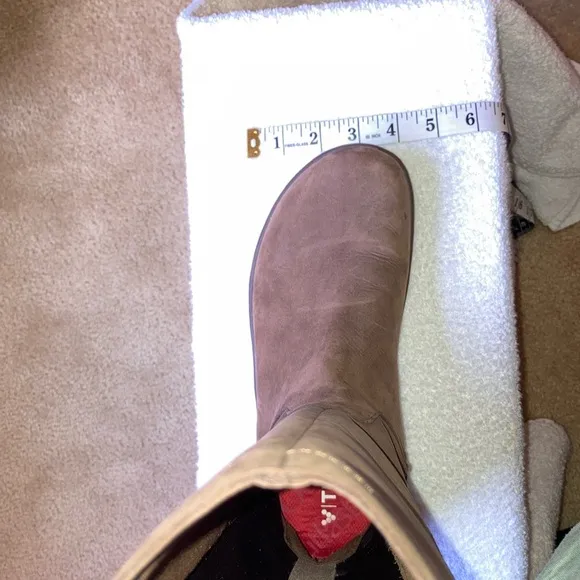 Viviobarfoot Boots