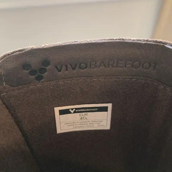 Viviobarfoot Boots