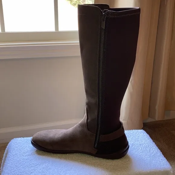 Viviobarfoot Boots