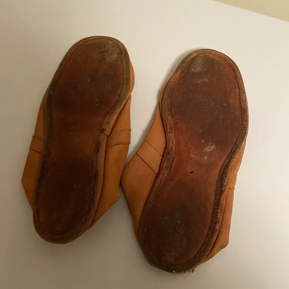 VTG Norm Thompson Women's Deer Mocs House Shoes 10 Tan Leather Slip On Barefoot