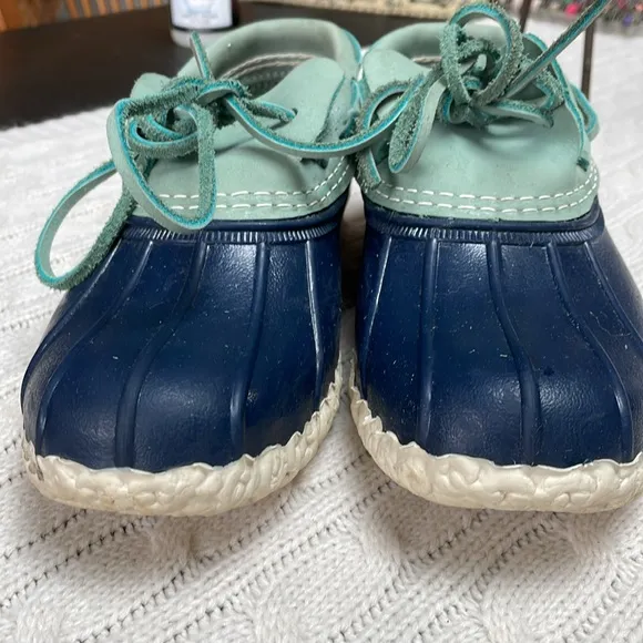VTG Women’s LL Bean Low Duck Bean Boots Blue Leather Navy body Size 7 M Women’s