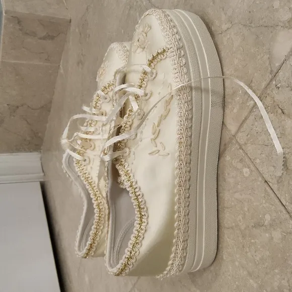 Wedding Platform Sneakers Flats In Lace Bridal Shoes - Size 8