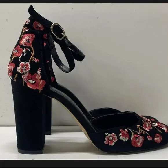 White House Black Market Floral Ankle Strap Heels Shoes Size 10 M
