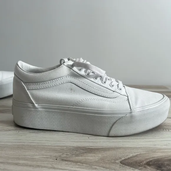 White Vans Stackform Sneakers Platforms