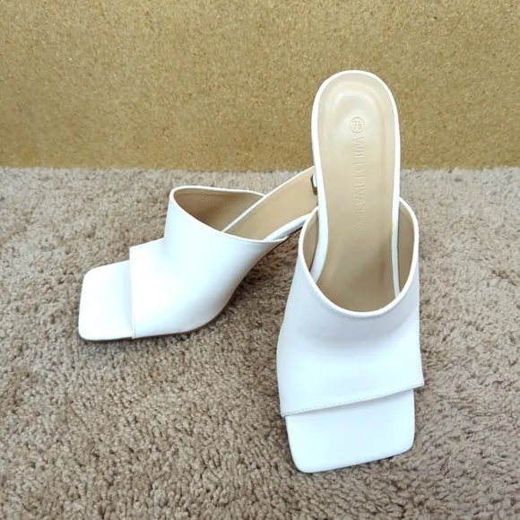 Wild Diva Size 7.5  Square Toe White Faux Leather Heeled Sandals Slip On Shoes