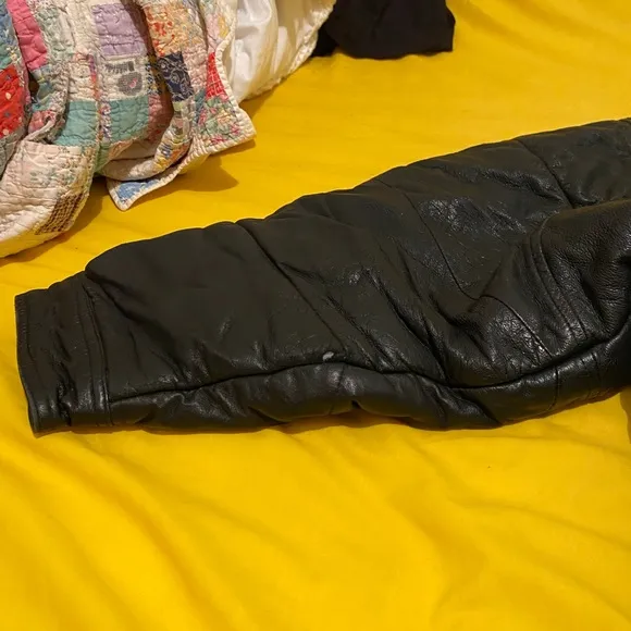 Wilsons Leather Coat Men’s 1X XL Removable Hood Very Minor Flaws Great Condition