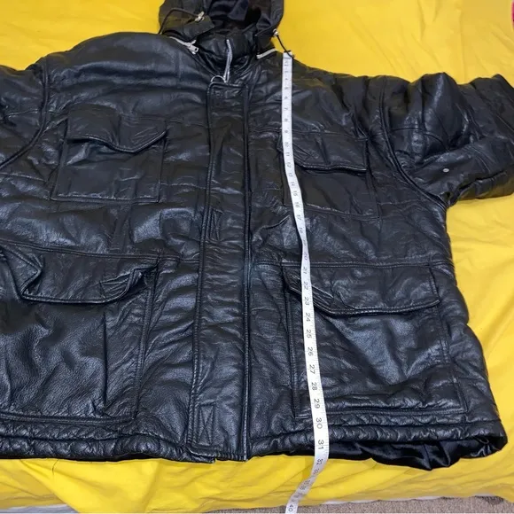 Wilsons Leather Coat Men’s 1X XL Removable Hood Very Minor Flaws Great Condition