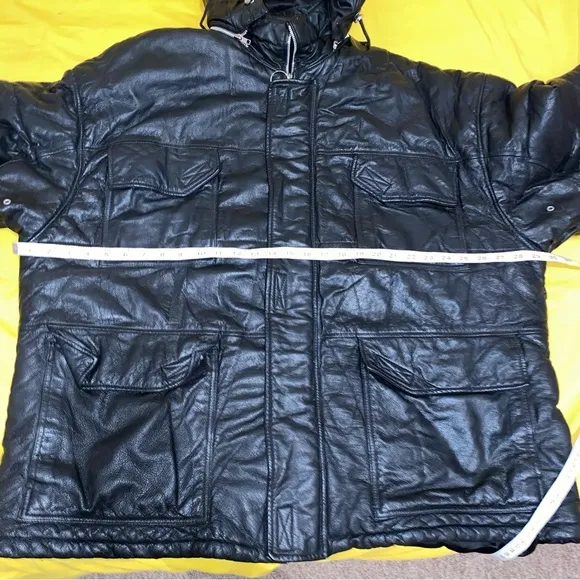 Wilsons Leather Coat Men’s 1X XL Removable Hood Very Minor Flaws Great Condition