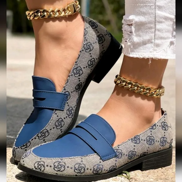 Women Blue Flat Shoes, Fashionable Slip-On Spring Round Toe