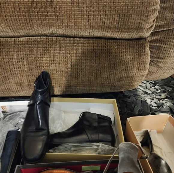 Women  Leather...suede Booties...mules...sandal...converse Tennis