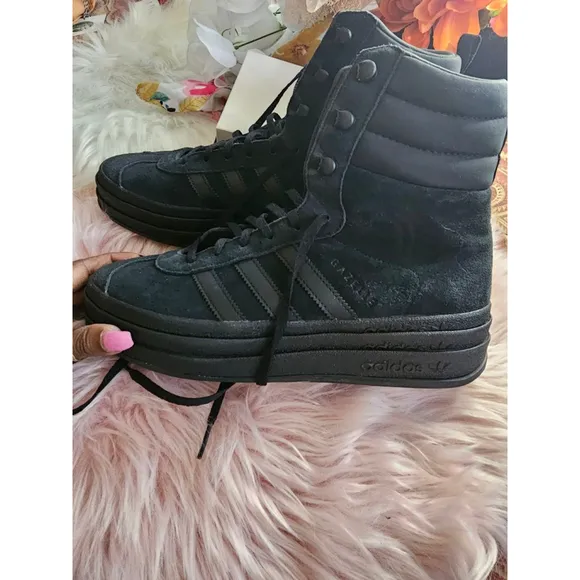 Women's Adidas Gazelle High Top Sneakers Black