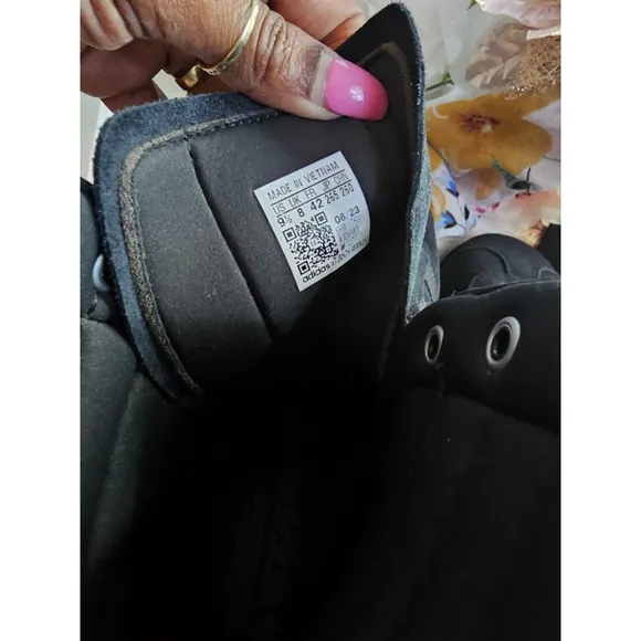Women's Adidas Gazelle High Top Sneakers Black