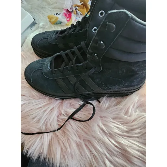 Women's Adidas Gazelle High Top Sneakers Black