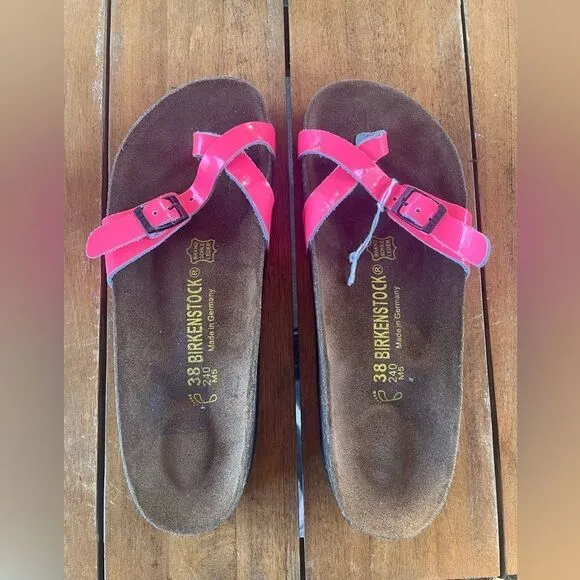 Women’s Birkenstock Hot Pink Piazza Shoe Size 38 NWOT