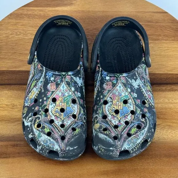Womens Crocs Classic‎ Black Hogwarts Harry Potter Sandals Clogs Shoes Size 8 M