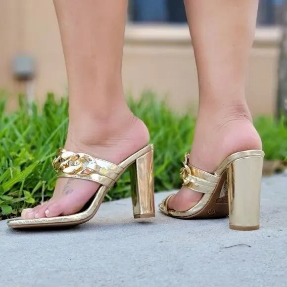 Women's‎ Gold Square Toe Ring Heel Sandals