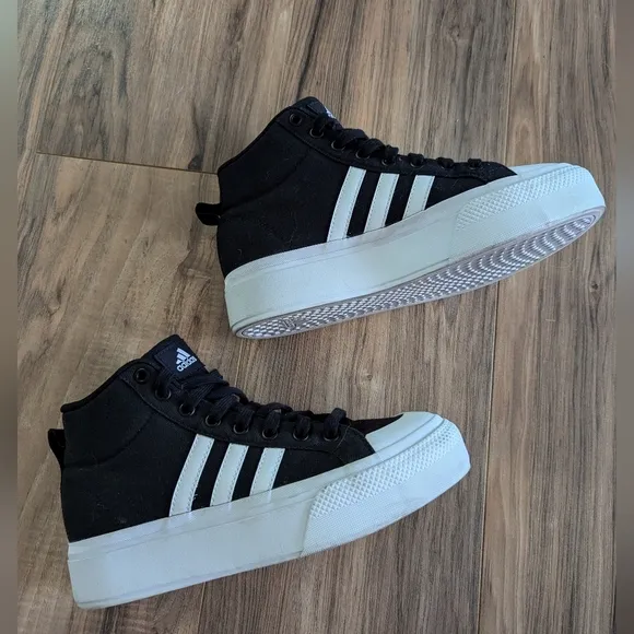 Women's high top Adidas Black and white sneakers size 7.5. Classic Adidas