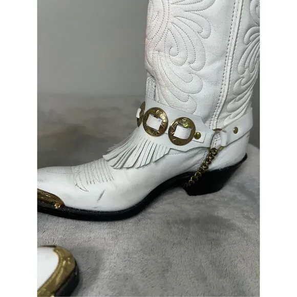Women’s Laredo Leather Cowboy Boots Gold Accents Toe 6