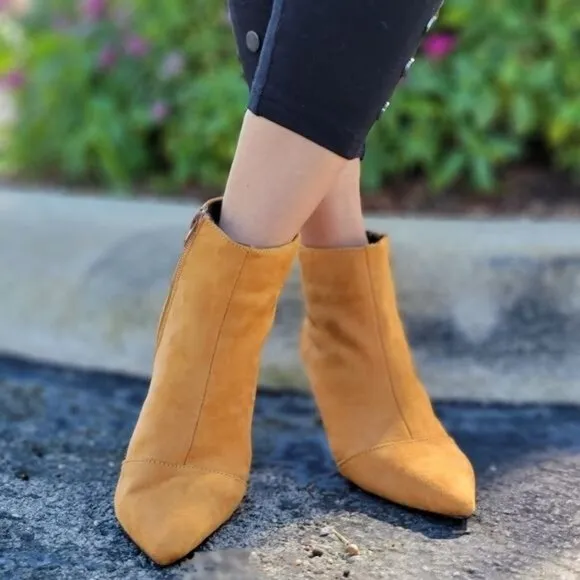 Women's‎ Mocha Pointy Toe Ankle Boots