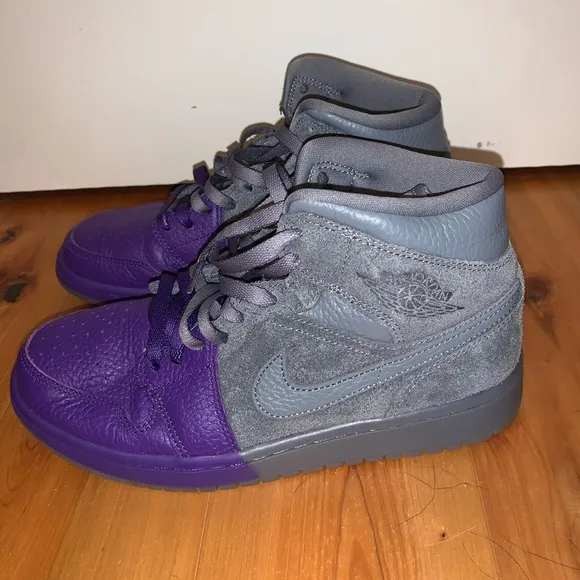 Women’s Nike air Jordan’s High-Top Sneakers