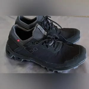 Womens On Cloudventure Peak Black Shoes Trainers Sneakers 6.5