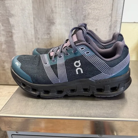 Women's Sz 8 On Cloudgo Storm Magnet Running shoes 55.98087 Cloudtec On Cloud ON