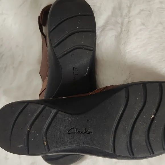 Y2K 2-tone Clarks Brown Leather Strapy Mary Jane Style School Girl Chunky Shoes