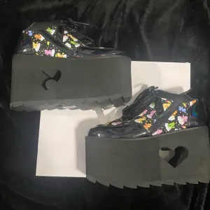 YRU x Care Bears | Qozmo Lo Care Bears Platform Sneakers