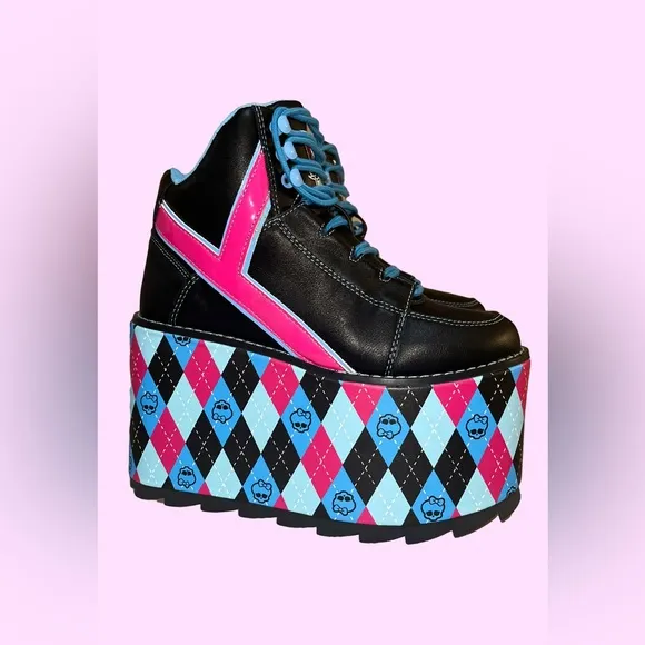 YRU X MONSTER HIGH Qozmo Lace Up Platform Sneakers