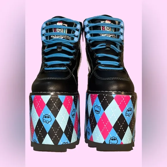 YRU X MONSTER HIGH Qozmo Lace Up Platform Sneakers