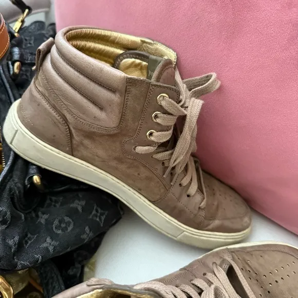 Yves Saint Laurent High-Top Sneakers size 10
