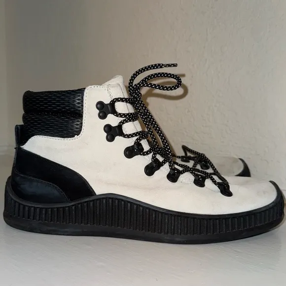 Z Zegna Techmerino High Top suede Sneakers. Mens 9 1/2