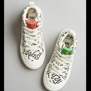 Zara kids NWT Keith Haring high top sneakers