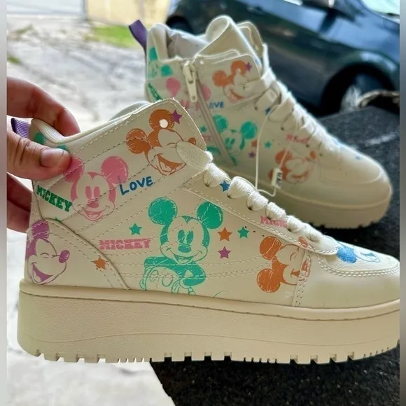 ZARA Mickey Mouse Disney High top sneakers 3210/330