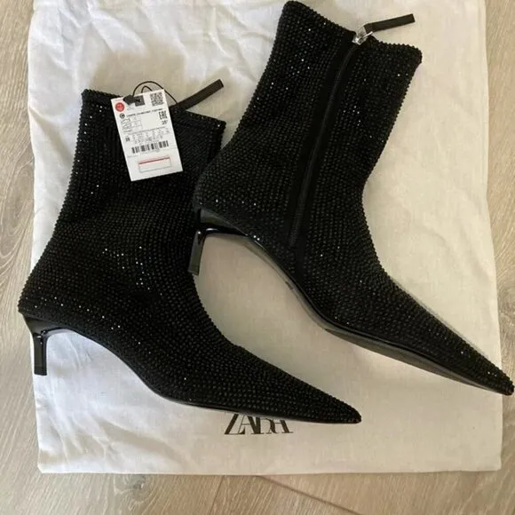 ZARA Pointed Toe Ankle Boots