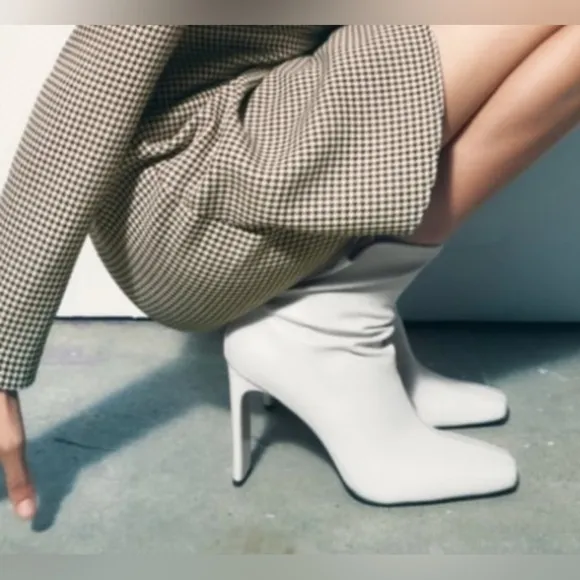 Zara White Square Toe Heel Boots. Size 6.