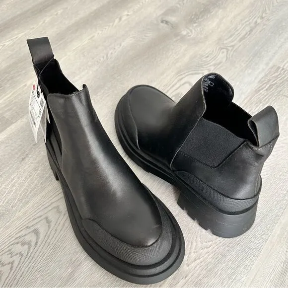 Zara RUBBERIZED TOE LEATHER ANKLE BOOTS