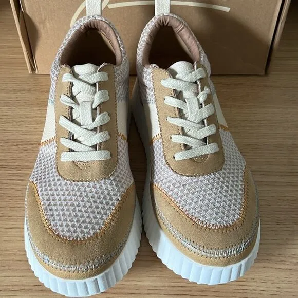 Zodiac Cooper  Lace Up Platform Sneakers Size 7