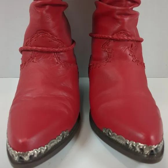 Zodiac Leather Red Western Style Women's Boots , Size 7-1/2M