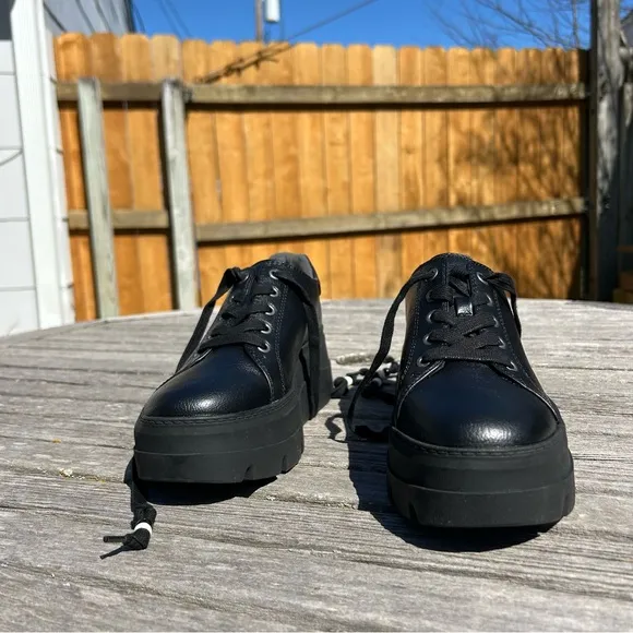 Zodiac Women's Bea Platform Lace-Up Sneakers Black - size 7.5 grunge alternative